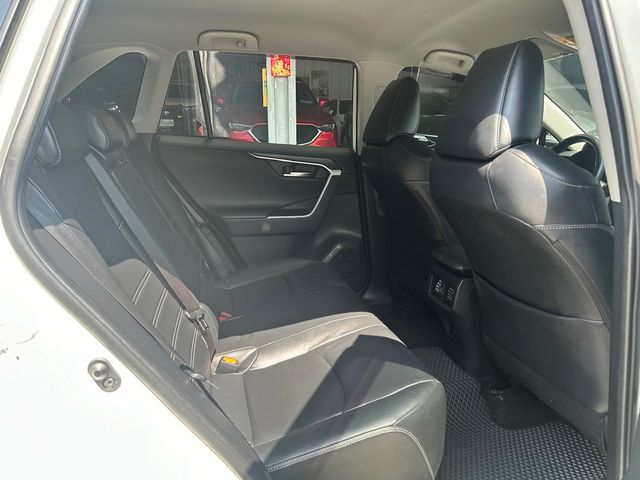 TOYOTA豐田 RAV4  第13張相片