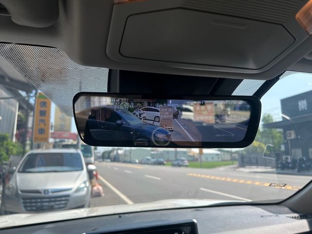 TOYOTA豐田 RAV4  第16張相片