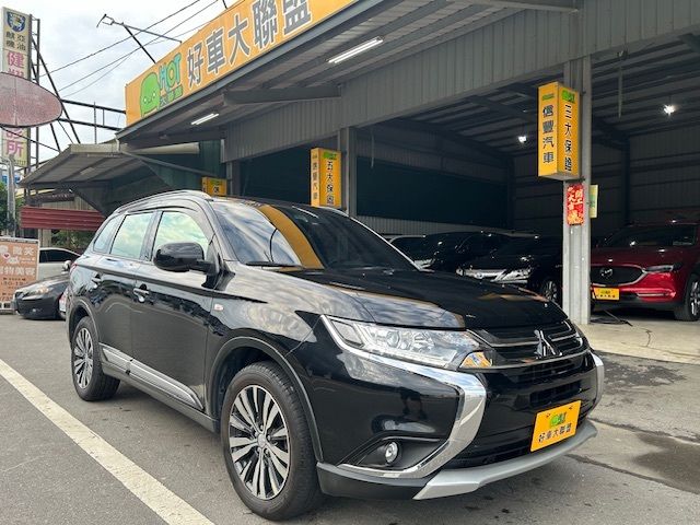 MITSUBISHI三菱 OUTLANDER  第2張相片