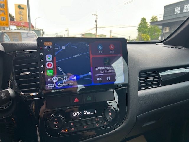 MITSUBISHI三菱 OUTLANDER  第13張相片
