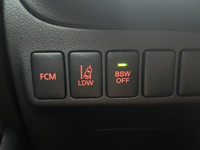 MITSUBISHI三菱 OUTLANDER  第16張相片