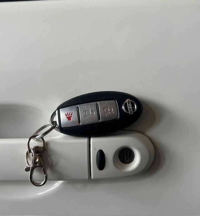 NISSAN日產 TIIDA  第17張相片