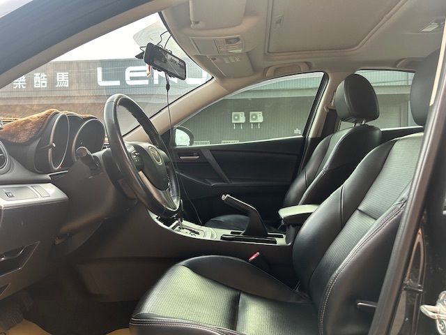 MAZDA馬自達 MAZDA 3  第5張相片