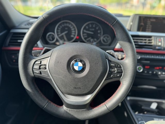 BMW寶馬 320I TOURING  第9張相片
