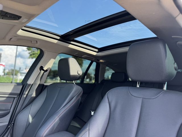 BMW寶馬 320I TOURING  第10張相片