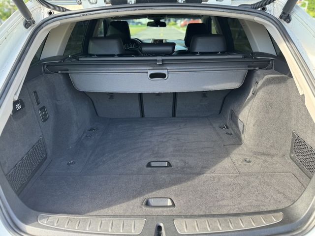 BMW寶馬 320I TOURING  第13張相片