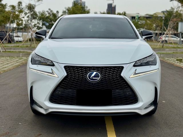 LEXUS凌志 NX300H  第3張相片