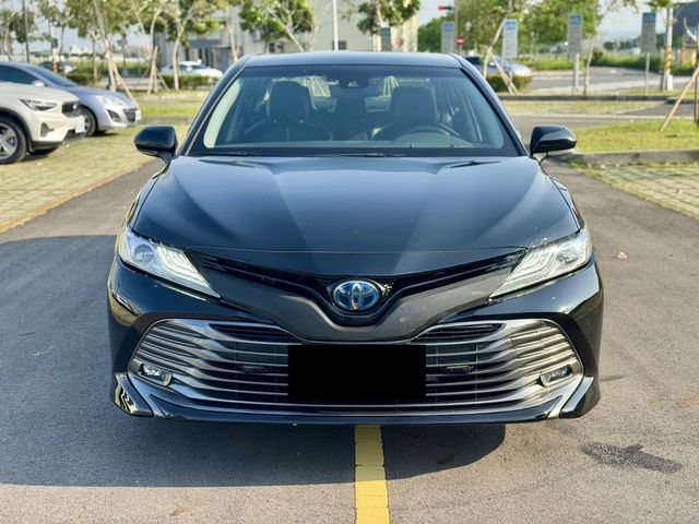TOYOTA豐田 CAMRY HYBRID  第3張相片