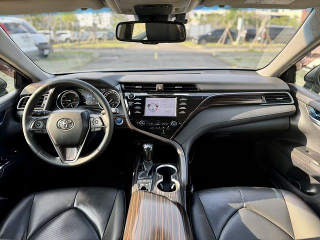 TOYOTA豐田 CAMRY HYBRID  第6張相片