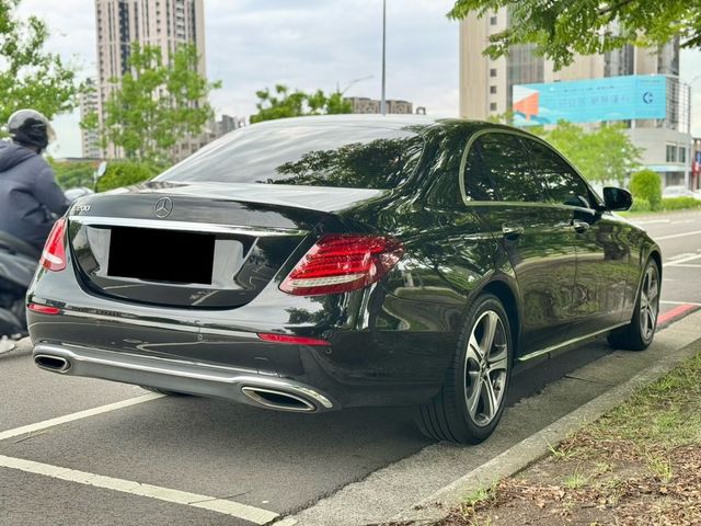 M-BENZ賓士 E200  第3張相片