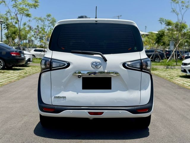 TOYOTA豐田 SIENTA  第4張相片
