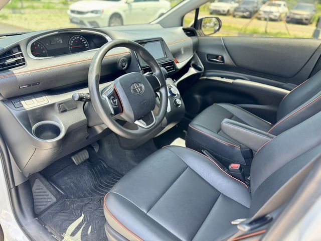 TOYOTA豐田 SIENTA  第7張相片