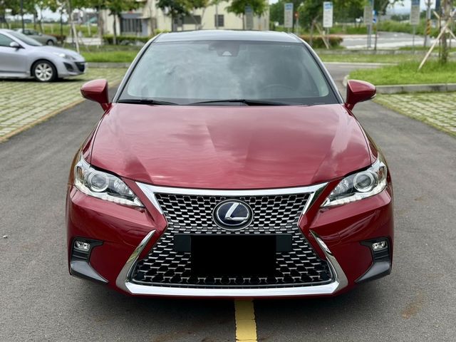 LEXUS凌志 CT200H  第3張相片