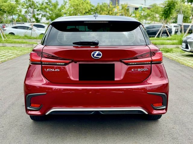LEXUS凌志 CT200H  第4張相片