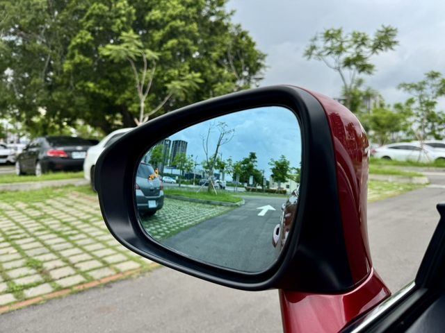 LEXUS凌志 CT200H  第13張相片