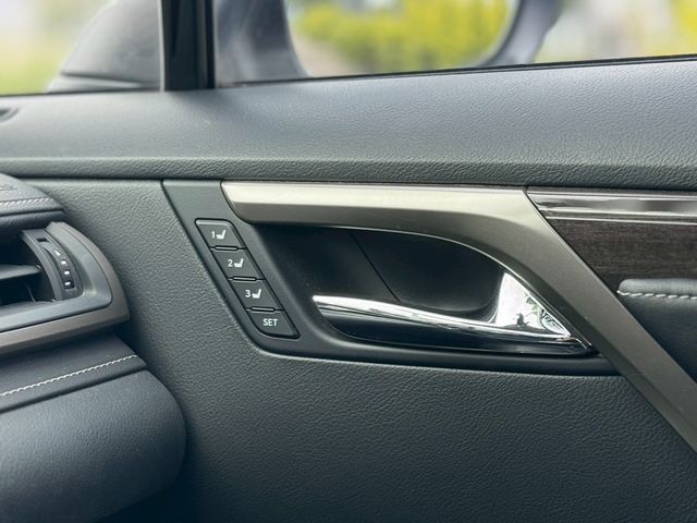 LEXUS凌志 RX300  第19張相片