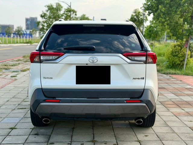 TOYOTA豐田 RAV4  第4張相片