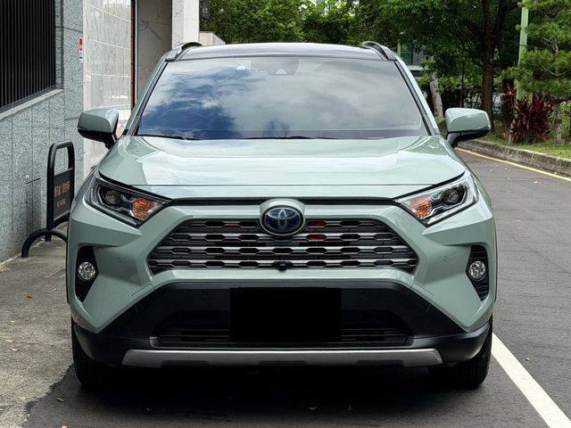 TOYOTA豐田 RAV4  第3張相片