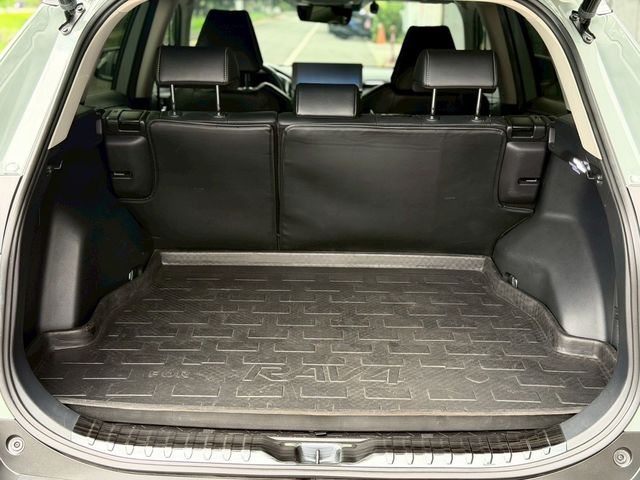 TOYOTA豐田 RAV4  第20張相片