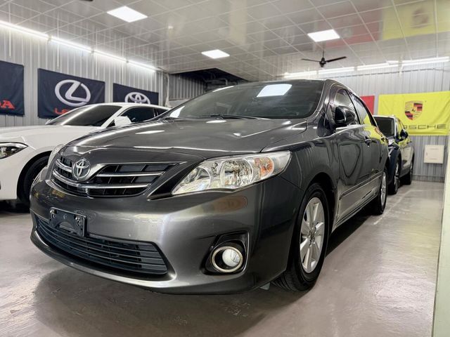 TOYOTA豐田 ALTIS  第1張相片