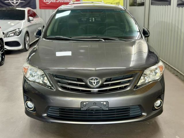 TOYOTA豐田 ALTIS  第2張相片