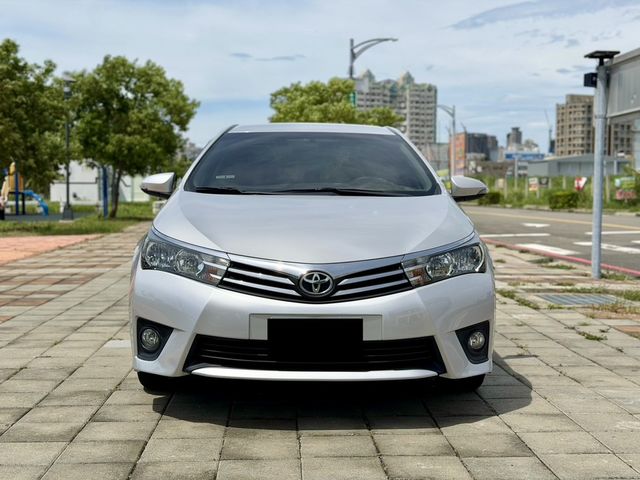 TOYOTA豐田 ALTIS  第3張相片