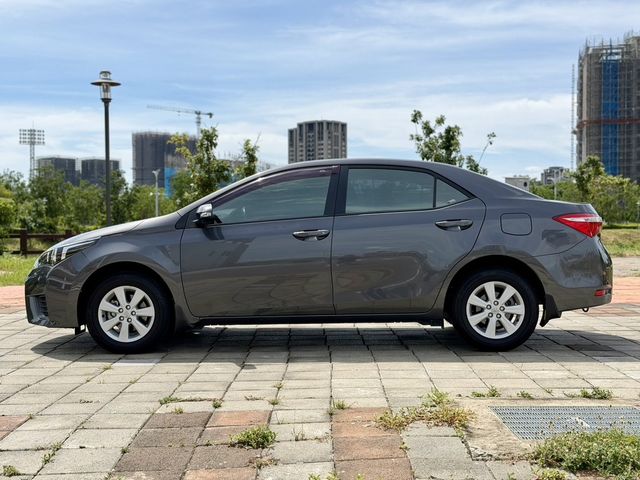 TOYOTA豐田 ALTIS  第5張相片