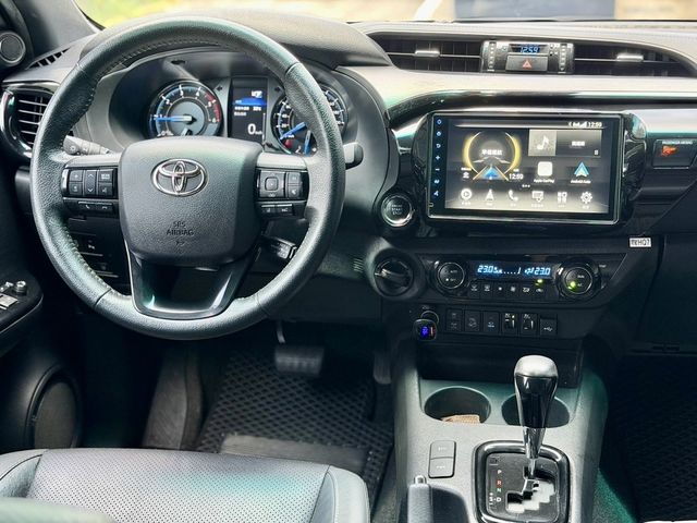 TOYOTA豐田 HILUX  第7張相片
