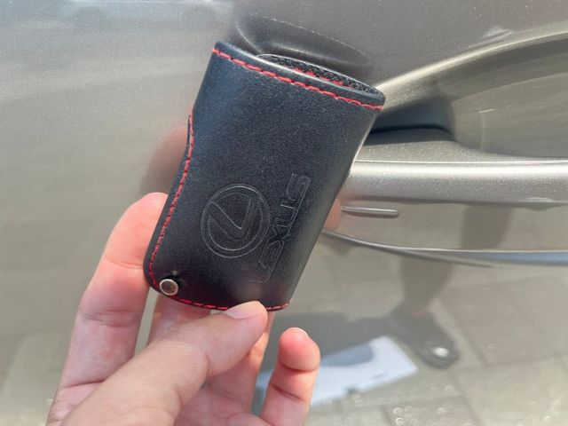 一手老師用車 18年式 ACC跟車  車道偏移  電熱椅  摸門  IKEY  雙區恆溫  第14張相片