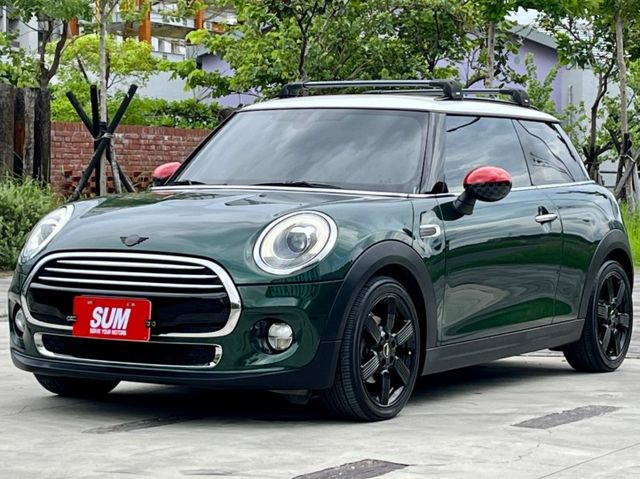 COOPER  F56 一手女用車 車頂架 免鑰匙啟動 雙區恆溫系統 方向盤快控  第2張相片