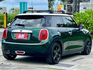 COOPER  F56 一手女用車 車頂架 免鑰匙啟動 雙區恆溫系統 方向盤快控  第4張縮圖