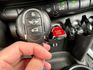 COOPER  F56 一手女用車 車頂架 免鑰匙啟動 雙區恆溫系統 方向盤快控  第15張縮圖