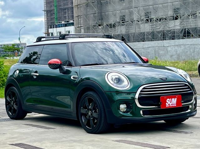 COOPER  F56 一手女用車 車頂架 免鑰匙啟動 雙區恆溫系統 方向盤快控  第20張相片