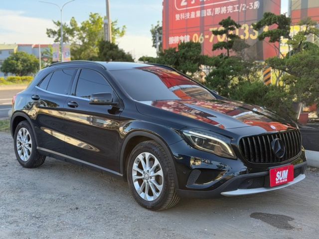 IKEY 摸門 電動椅 倒車顯影 電尾門 記憶座椅 換檔快撥 定速  第5張相片