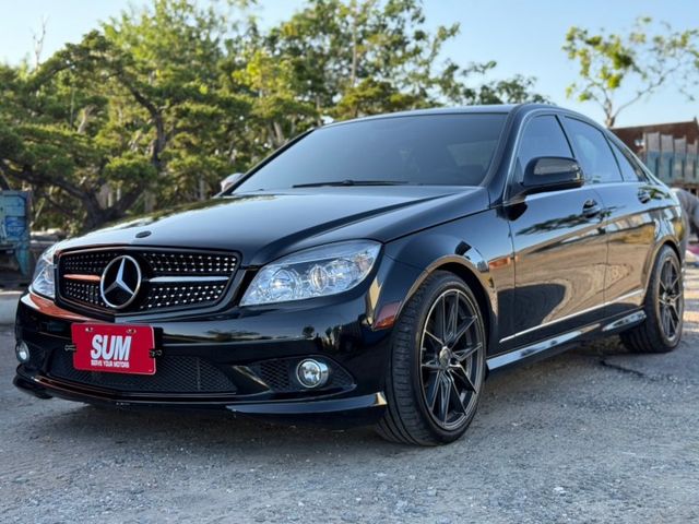 C300 AMG 電動天窗  電動座椅  定速  電熱椅  滿天星護罩  鋁圈  第1張相片