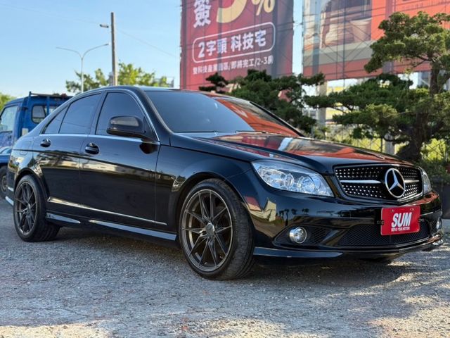 C300 AMG 電動天窗  電動座椅  定速  電熱椅  滿天星護罩  鋁圈  第5張相片