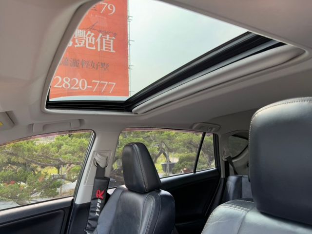 免鑰匙 恆溫 摸門 天窗 定速  4路的行車紀錄器  第19張相片