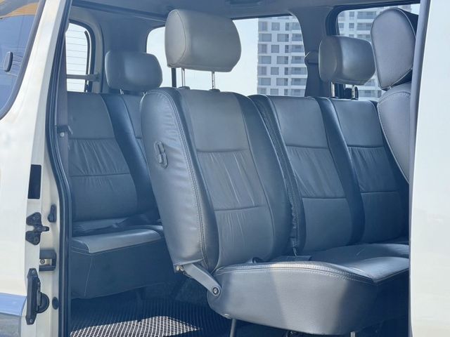 8人座  手排 車況非常好  引擎健康 變速箱順暢  第6張相片