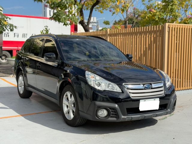 一手車 原版件 4WD  天窗  電動椅  保證實車在店  第2張相片