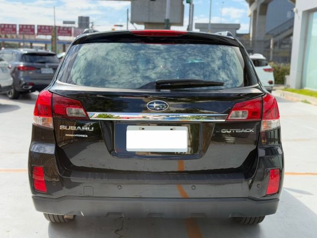一手車 原版件 4WD  天窗  電動椅  保證實車在店  第17張相片