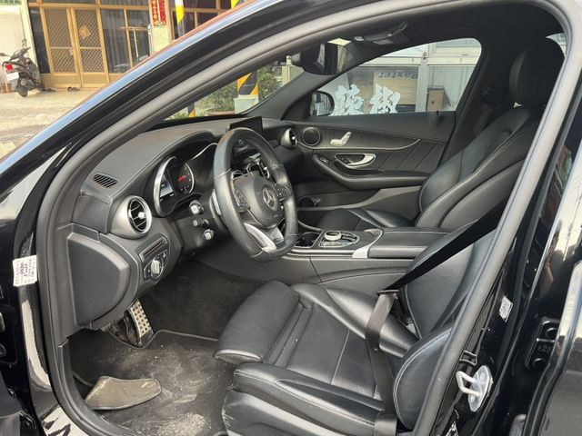 C300 AMG 原版件 全景天窗 平把方向盤 黑岑木飾板 電動椅  第8張相片