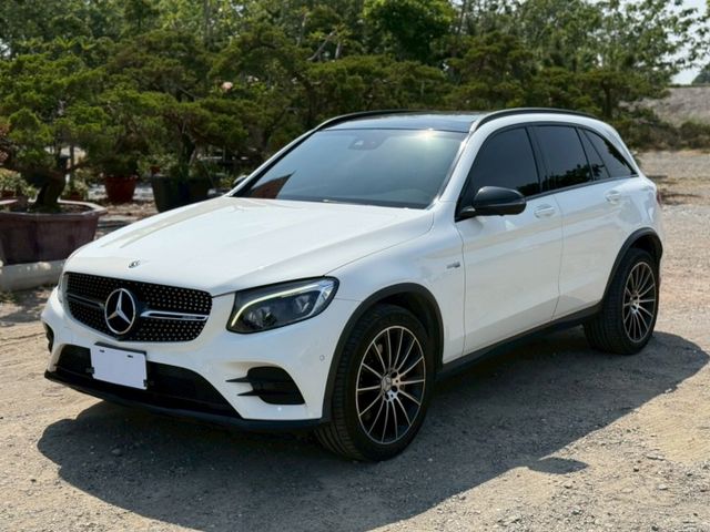 GLC43 魚眼頭燈 21吋鋁圈 360環景 全景天窗 電子懸吊 盲點 電熱椅 摸門 IKEY  第1張相片