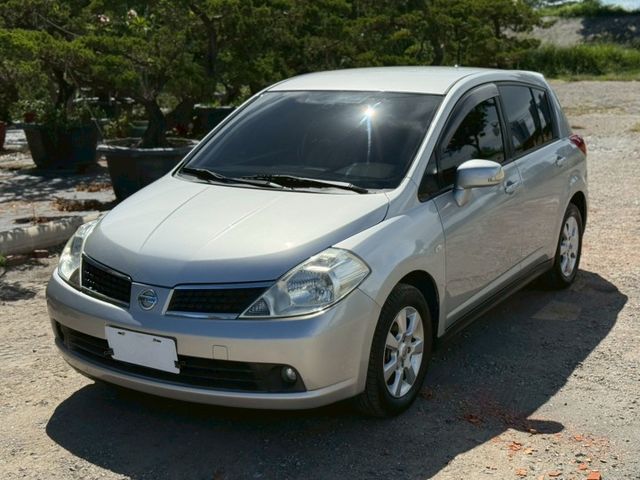 5門 一手車 原版件 免鑰匙啟動 摸門 恆溫 定速  第1張相片