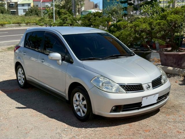 5門 一手車 原版件 免鑰匙啟動 摸門 恆溫 定速  第5張相片