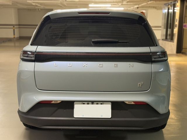 原版件 長程LR 亮點版 新車144 全景天窗 盲點 電尾門 電動椅 360環景  第20張相片