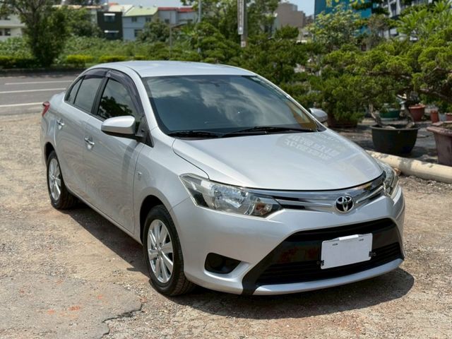 原版件  免鑰匙啟動  摸門  恆溫  第4張相片