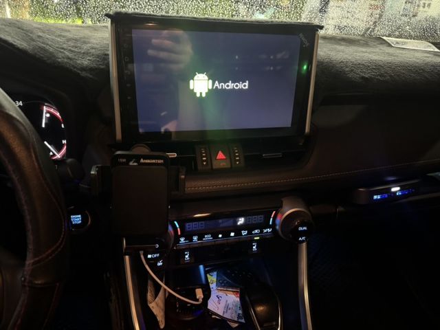 原版件 旗艦版 ACC跟車 電動椅 盲點 電尾門  CARPLAY  第7張相片