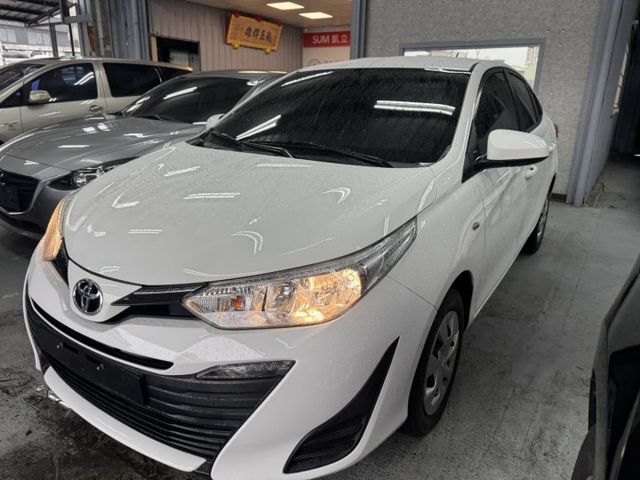 小改款 認證車 內外漂亮  第1張相片