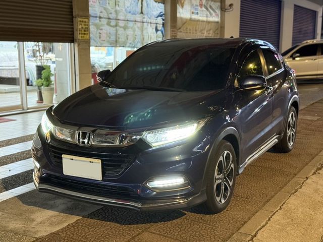 小改款 原版件 空力套件  S版 免鑰匙 恆溫 定速 LED頭燈 盲點  第1張相片