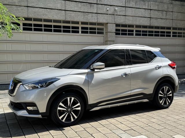 原版件、一手車、智行旗艦版、免鑰匙、恆溫、定速、盲點、360環景、LED魚眼頭燈  第3張相片